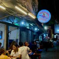 ป้าลีลาบก้อย ส้มตำสุดแซ่บหน้าเซนทรัล รัตนาธิเบศร์