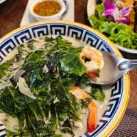 บ้านผักหวาน Restaurant