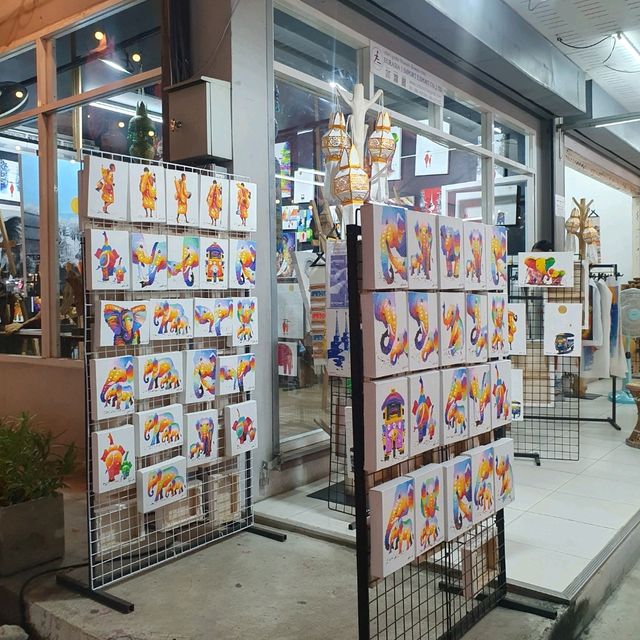 เพลินฤดี ไนท์มาร์เก็ต 