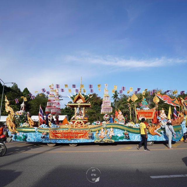 ประเพณีชักพระของชาว อ. คุระบุรี จ. พังงา