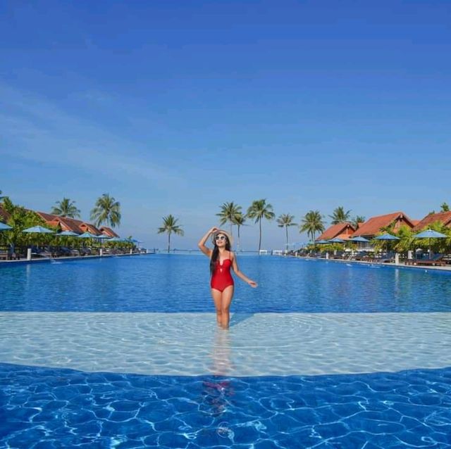 Le Menara Khao Lak Luxury Beachfront Villa& Resort
