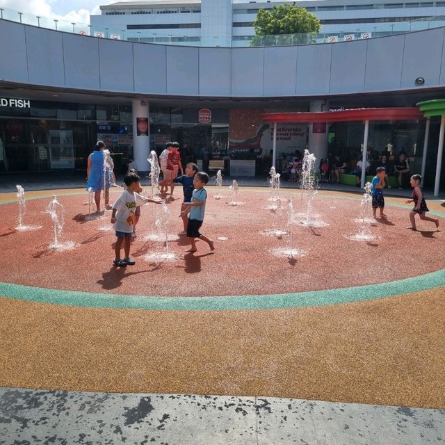 Fun Wet & Dry Play Areas For Kids In Mall