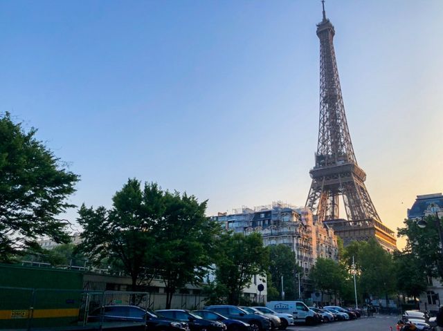 法國🇫🇷有134年歷史的鐵塔