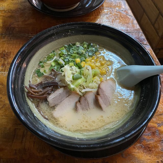 奄美の夜は老舗八方園「奄美ラーメン」で〆