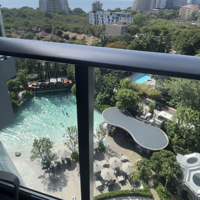 新開張芭堤雅格蘭德中心空間酒店🏨設施一流
