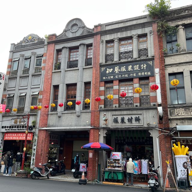 【台湾/台北】観光客も地元民も集まる、台湾随一のオシャレ問屋街「迪化街」
