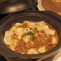 山頂賞夜景嘆雅致點心，晚市套餐好抵食