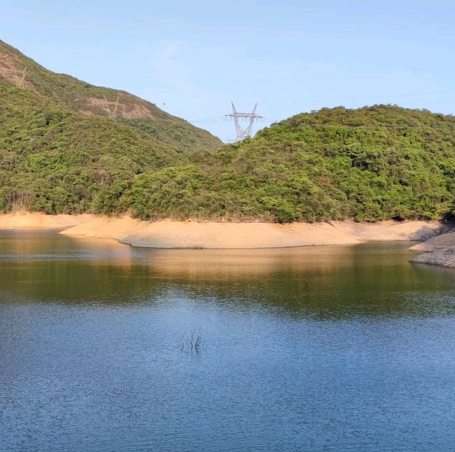 由香港仔郊野公園慢步行止姻緣石