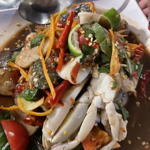 ร้านส้มตำเลียบด่วนรามอินทรารสแซ่บ