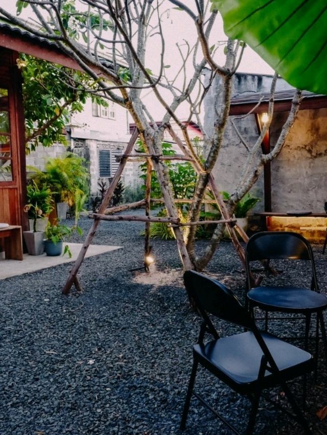 คาเฟ่อุบล ใจกลางเมือง มัทฉะอร่อยมว๊ากกกก