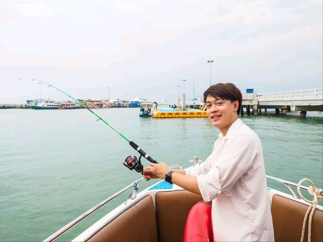 แบงค์แเดงสี่ใบมีทอน ตกหมึก + กินซาชิมิ บนเรือส่วนตัวแล้ว !!!