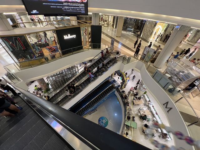 สยามพารากอน ในยามค่ำคืน ✨🛍️