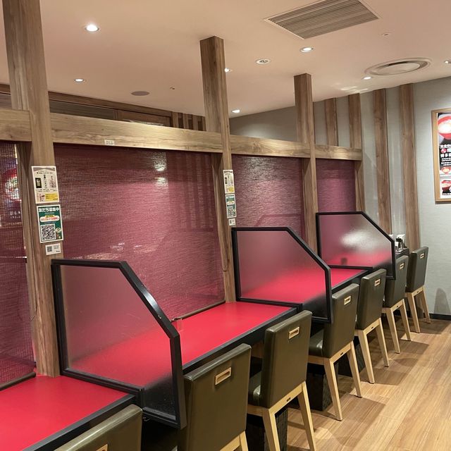 【大阪府】博多の名店の鶏そば専門店！