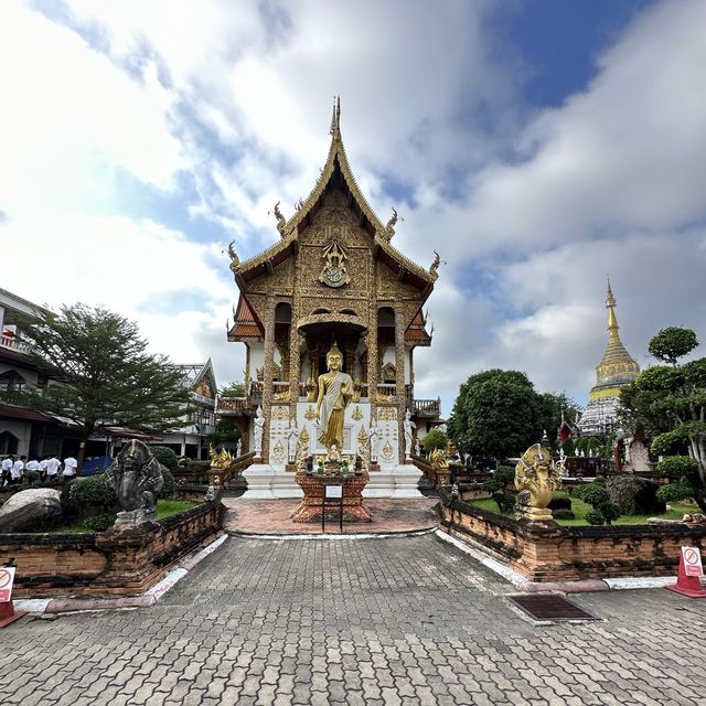 • วัดบุพพาราม ในจังหวัดเชียงใหม่🛕✨
