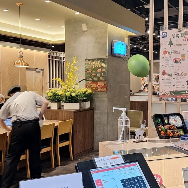 白飯.高麗菜絲.味增湯.免費續加日式定食料理-大戶屋