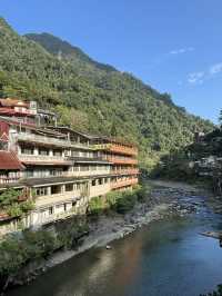 One-day Trip ชมน้ำตก เที่ยวถนนคนเดินที่ Wulai