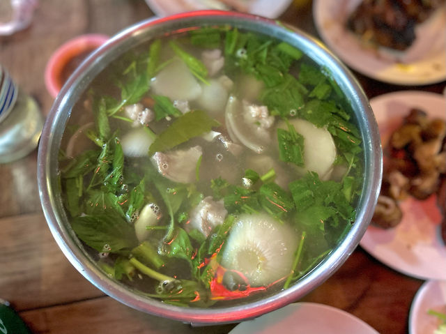 “เก๊าบ่ะต๋ากบแก้มแดง” ร้านอร่อยในเชียงใหม่