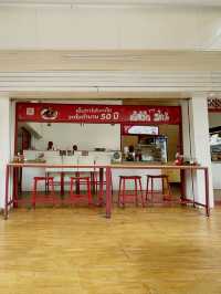 ก๋วยเตี๋ยวนายอ้วนเย็นตาโฟบะเต็งเสาชิงช้า