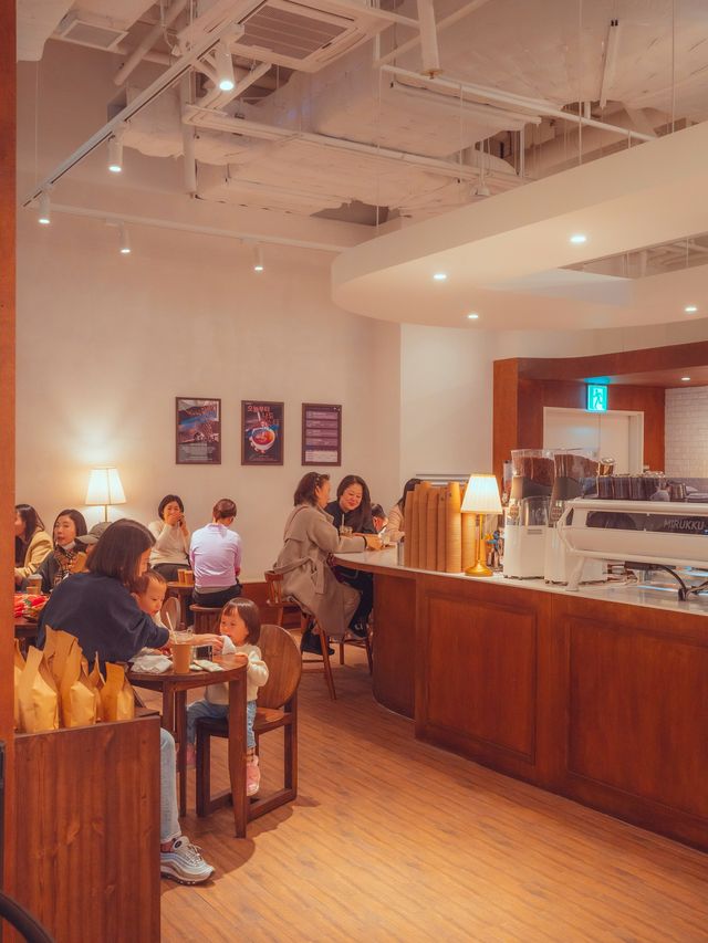 스타필드수원에 웨이팅 핫플로 유명한“미루꾸커피”