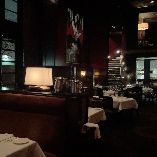 Vancouver downtown 스테이크맛집‘Gotham steak house'(인생맛집)