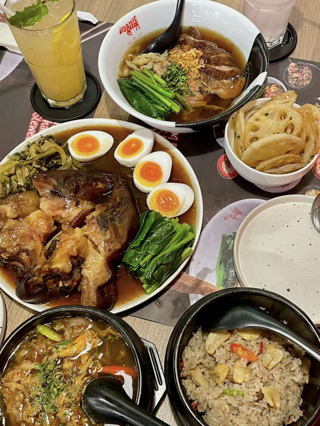 曼谷｜Chor-Ma-Lee Bistro