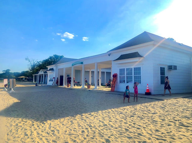 Glen Island Beach
