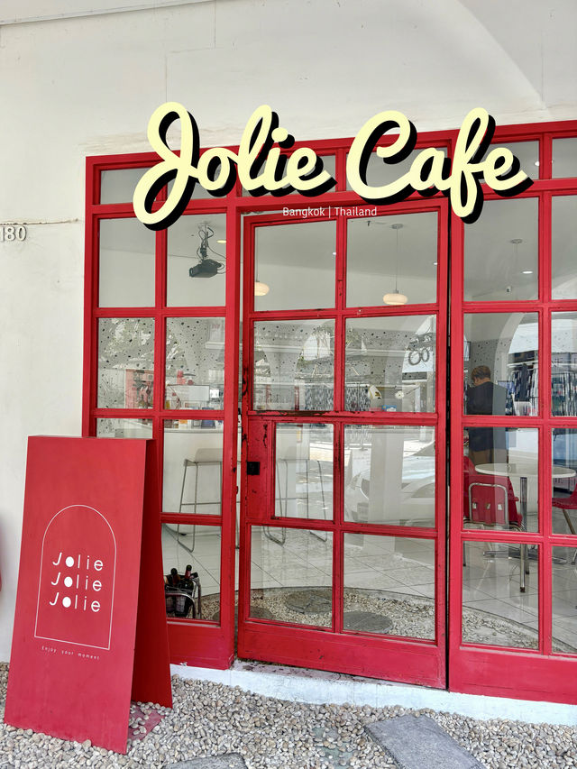 Jolie Cafe
