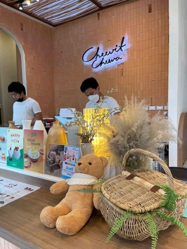 Cheevit Cheeva Cafe Hat Yai