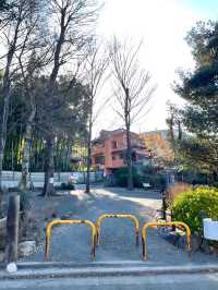 【下辨財天/東京都】市へと寄付された公園にある神社