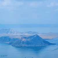 Taal volcano island 