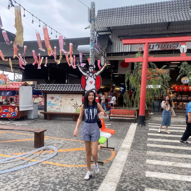 ตลาดปลา บางแสน
