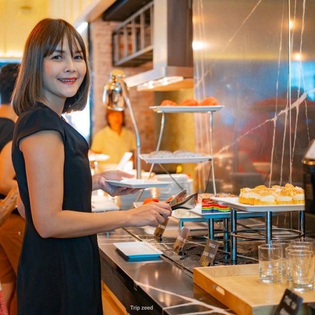 บุฟเฟ่ต์มื้อกลางวัน หลักร้อย ในโรงแรม