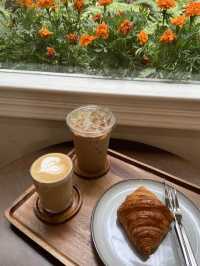 Basket Coffee and Croissant