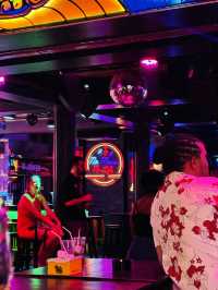 タイ🇹🇭クラビ🌴アオナン唯一の🪩ナイトクラブ🕺🏿