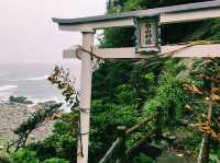 The Hakusan Natural Arch 白山洞門