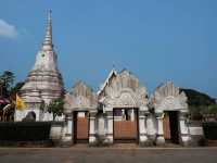 วัดพระบรมธาตุไชยาราชวรวิหาร สุราษฎร์ธานี