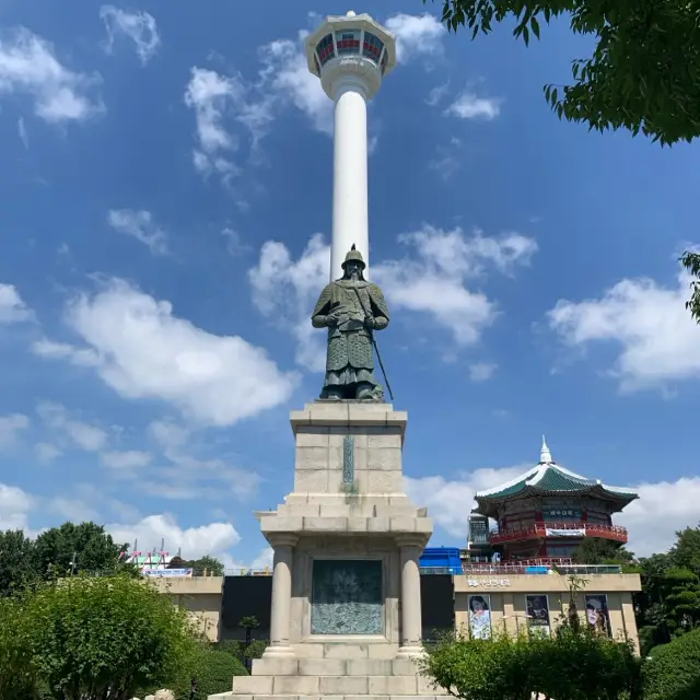 「釜山的隱藏瑰寶，在龍頭山公園享受療癒時光」