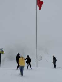 นั่งกระเช้าชมภูเขาที่มะที่ต๋ากู่ปิงชวน 🇨🇳❄️