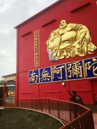 วัดหมื่นพุทธTen Thousand Buddhas Monastery