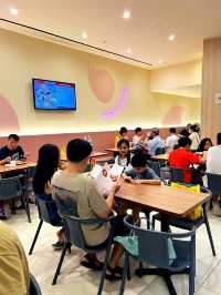 Having Breakfast at Han’s Union in JEM