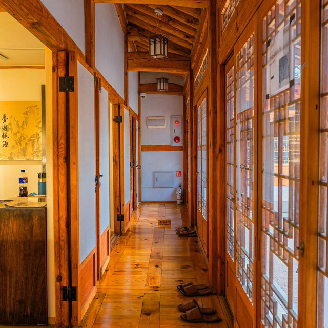Buam-dong: A Quaint Neighborhood Full of Charm