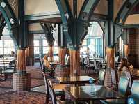 ร้านอาหารใน USJ : Lombard's Landing