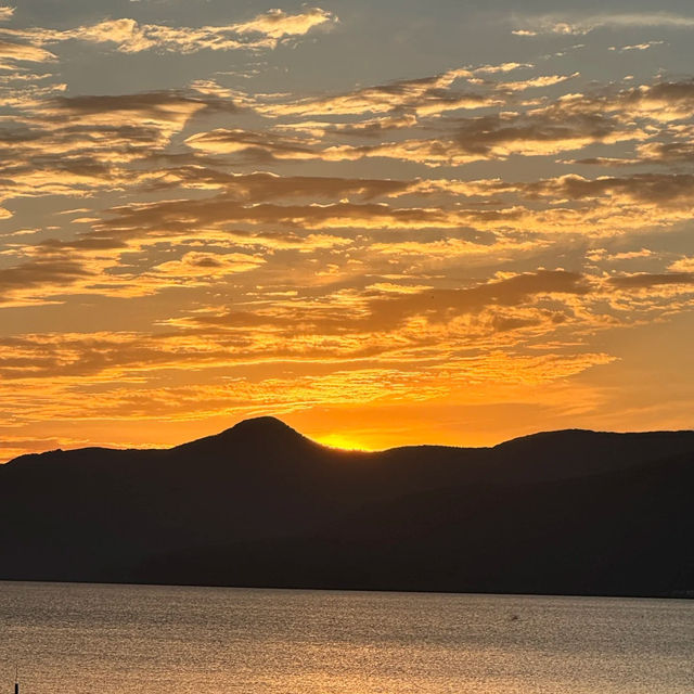 真榮田岬：碧海青天的夢幻🌊☀️