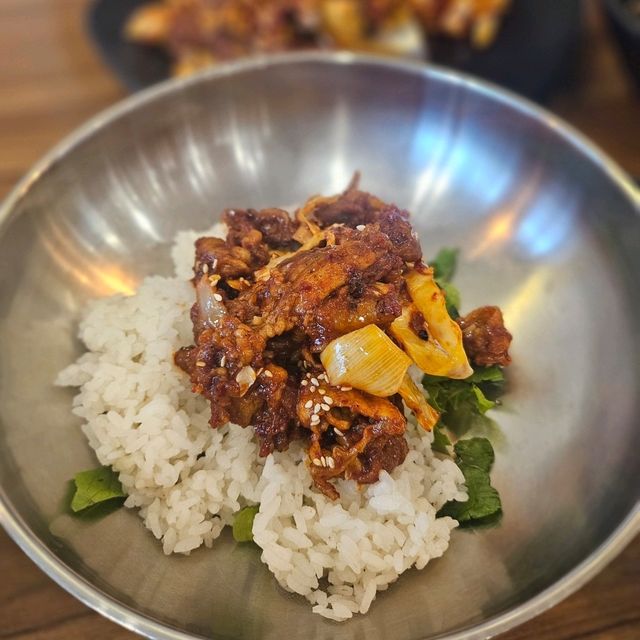 제육볶음 맛집 복사꽃피는집