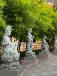 ชมสถาปัตยกรรมจีนที่วัดฝอกวงซัน