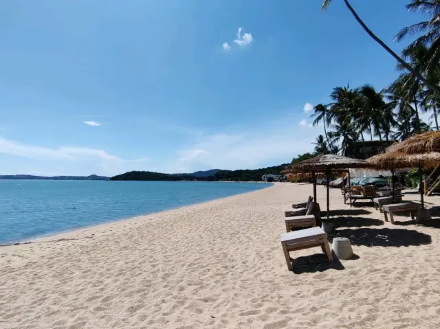 Bo Phut Beach หาดบ่อผุด เกาะสมุย