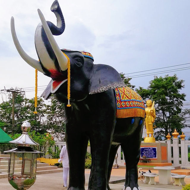 วัดเนื่องจำนงค์ ชลบุรี