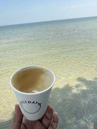 📍Neek friends journey คาเฟ่ลับๆริมหาดเขาตะเกียบ