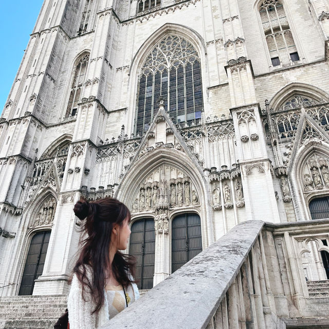 比利時🇧🇪｜必訪聖古都勒主教座堂⛪🌟