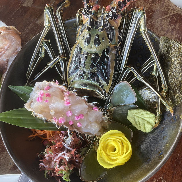ชายทะเล ร้านอาหารทะเลชื่อดังบนเกาะลันตา